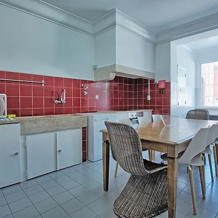 Liverpool Terrace * Лиссабон